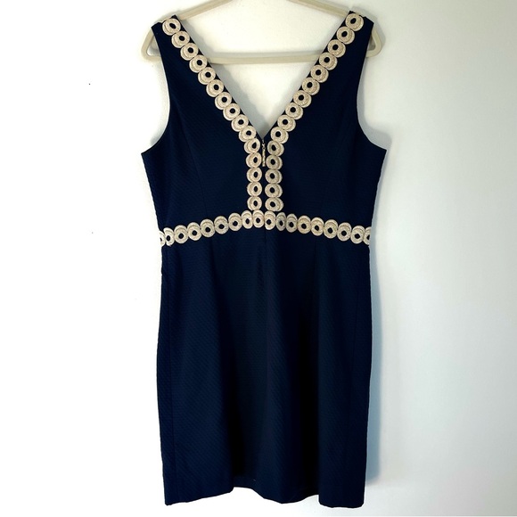 Lilly Pulitzer Esme Shift V-Neck Mini Dress Size12 EUC - Picture 3 of 11